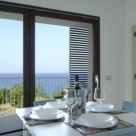 Sol Y Mar E Bed & Breakfast 4*