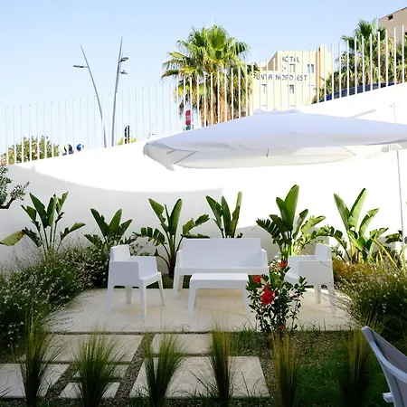 Sol Y Mar E Bed & Breakfast 4*